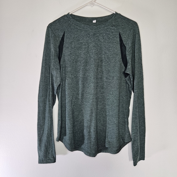 Tops - Long Sleeve Green Tee Sz L